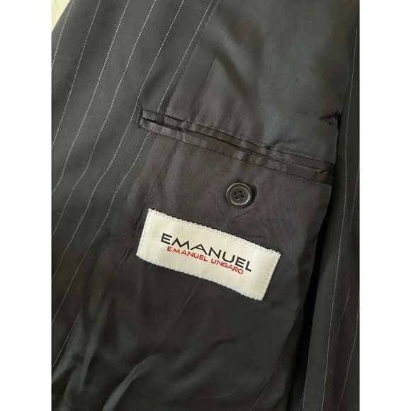 Emanuel Ungaro men’s size 38s/32w Suit - Picture 7 of 9